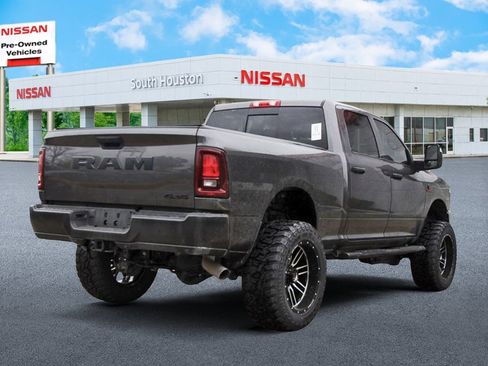 Used 2025 RAM 2500 Tradesman AWD/4WD image 4