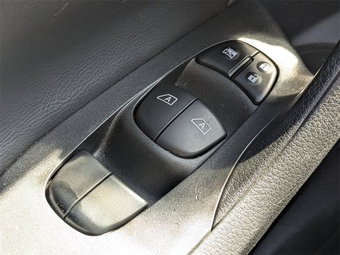 Used 2017 Nissan Altima 2.5 SL w/ 2.5 Technology Package image 24