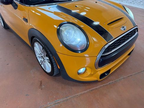 Used 2014 MINI Cooper S image 9