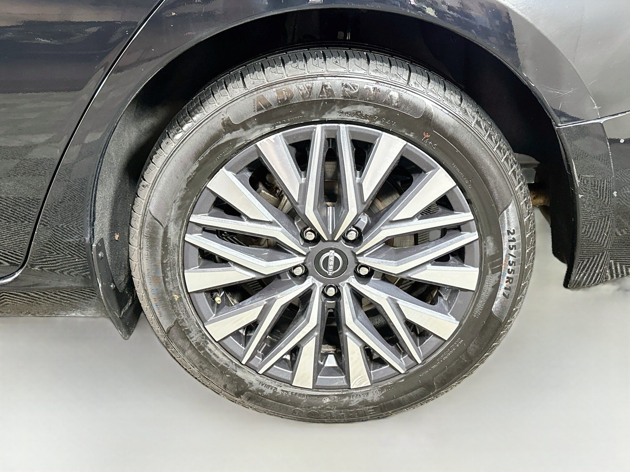 Used 2025 Nissan Altima 2.5 SV FWD image 28