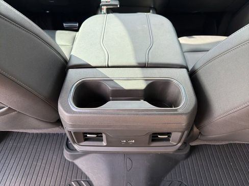 Used 2025 Chevrolet Silverado 1500 LT Trail Boss w/ Convenience Package II image 28