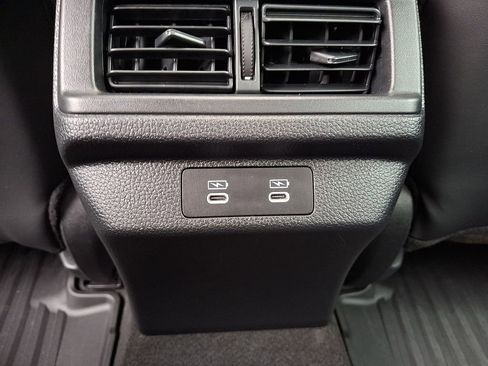 Used 2023 Honda Accord Touring image 14