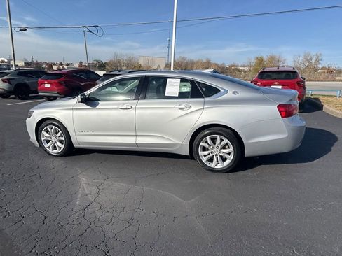 Used 2019 Chevrolet Impala LT image 23