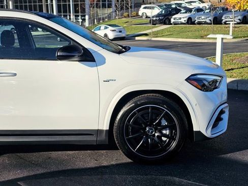 New 2025 Mercedes-Benz GLA 35 AMG 4MATIC image 5