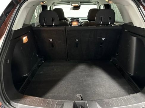 Used 2021 Chevrolet TrailBlazer LT w/ Sun and Liftgate Package image 7