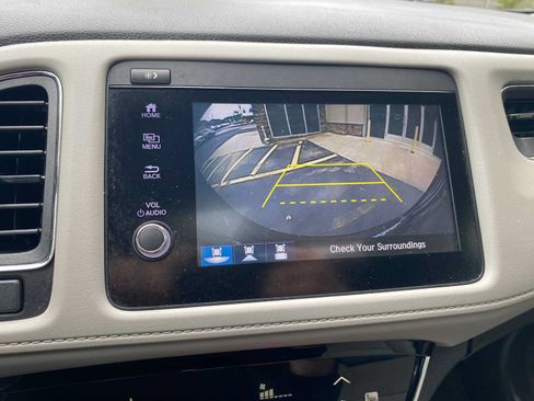 Used 2019 Honda HR-V EX image 19