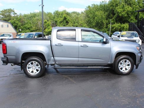 Used 2022 Chevrolet Colorado LT AWD/4WD image 4