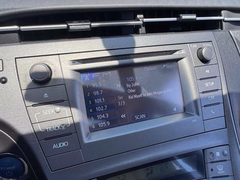 Used 2014 Toyota Prius Two FWD image 25