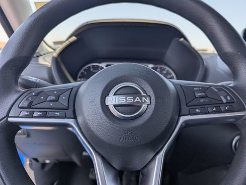 Used 2024 Nissan Sentra SV FWD image 22