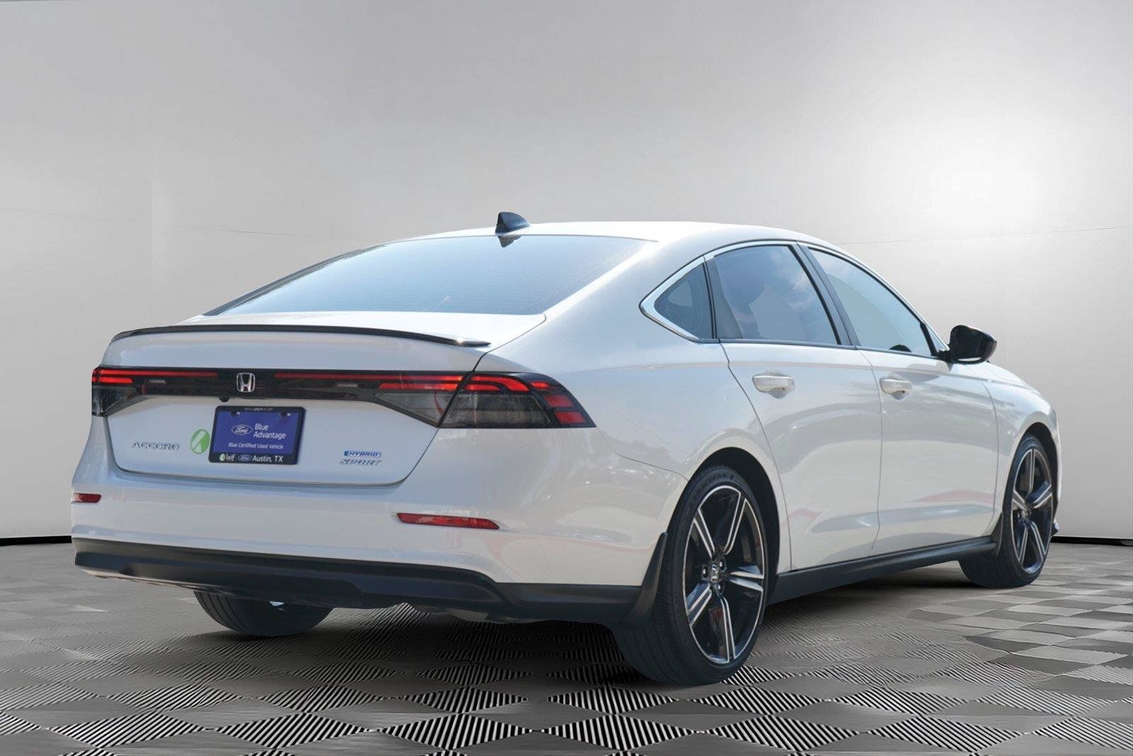 Used 2023 Honda Accord Sport image 5