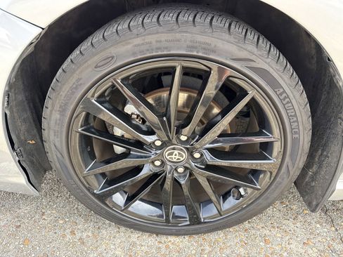 Used 2024 Toyota Camry XSE image 10