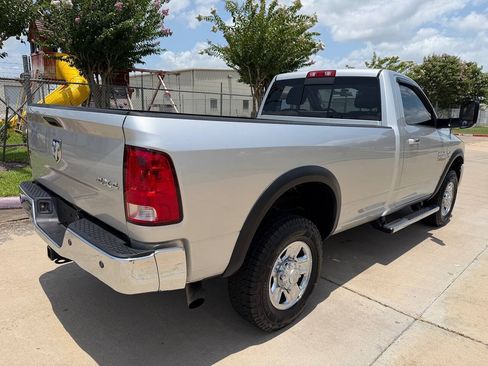 Used 2014 RAM 2500 SLT w/ Popular Equipment Group AWD/4WD image 12