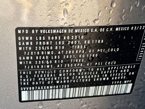 Used 2022 Volkswagen Tiguan SE R-Line image 32