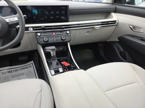 Certified 2026 Hyundai Tucson SE AWD/4WD image 17
