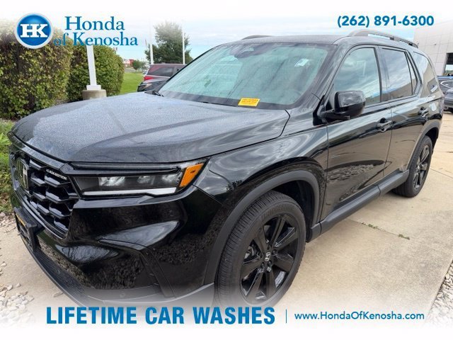 Used 2025 Honda Pilot Black Edition image 1