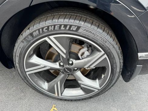 Certified 2026 Genesis GV80 2.5T Prestige AWD/4WD image 7