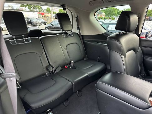 Used 2018 INFINITI QX80 2WD w/ Driver Assistance Package image 38