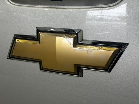 Used 2011 Chevrolet Avalanche LTZ image 33