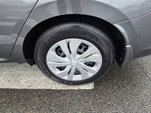 Used 2025 Nissan Versa S w/ Trunk Package image 12