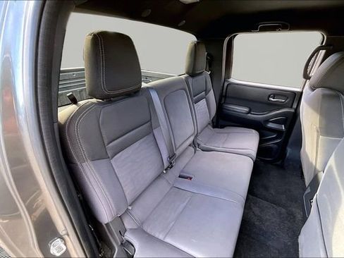 Used 2023 Nissan Frontier SV w/ Midnight Edition Package AWD/4WD image 17