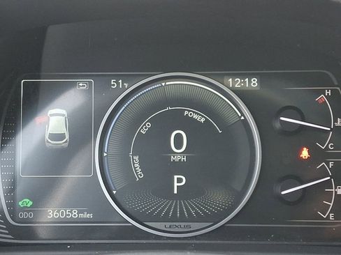 Used 2024 Lexus UX 250h AWD w/ Premium Package image 21