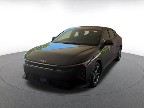 Used 2025 Kia K4 FWD image 4