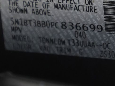 Used 2023 Nissan Rogue SV w/ SV Premium B Package image 30