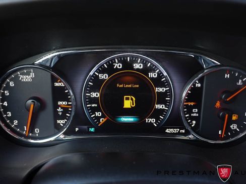 Used 2018 GMC Acadia Denali w/ Technology Package AWD/4WD image 30