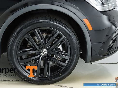 Used 2022 Volkswagen Tiguan SE R-Line FWD image 54