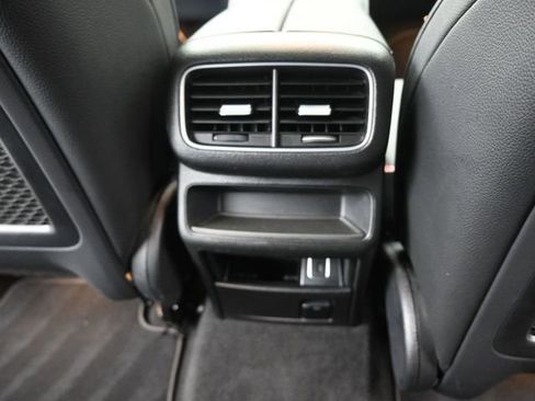 Used 2021 Mercedes-Benz GLE 450 4MATIC image 27