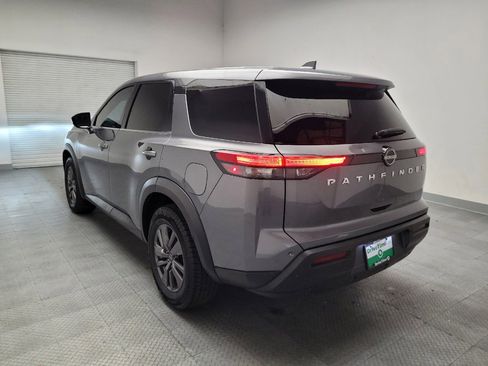 Used 2022 Nissan Pathfinder S FWD image 5