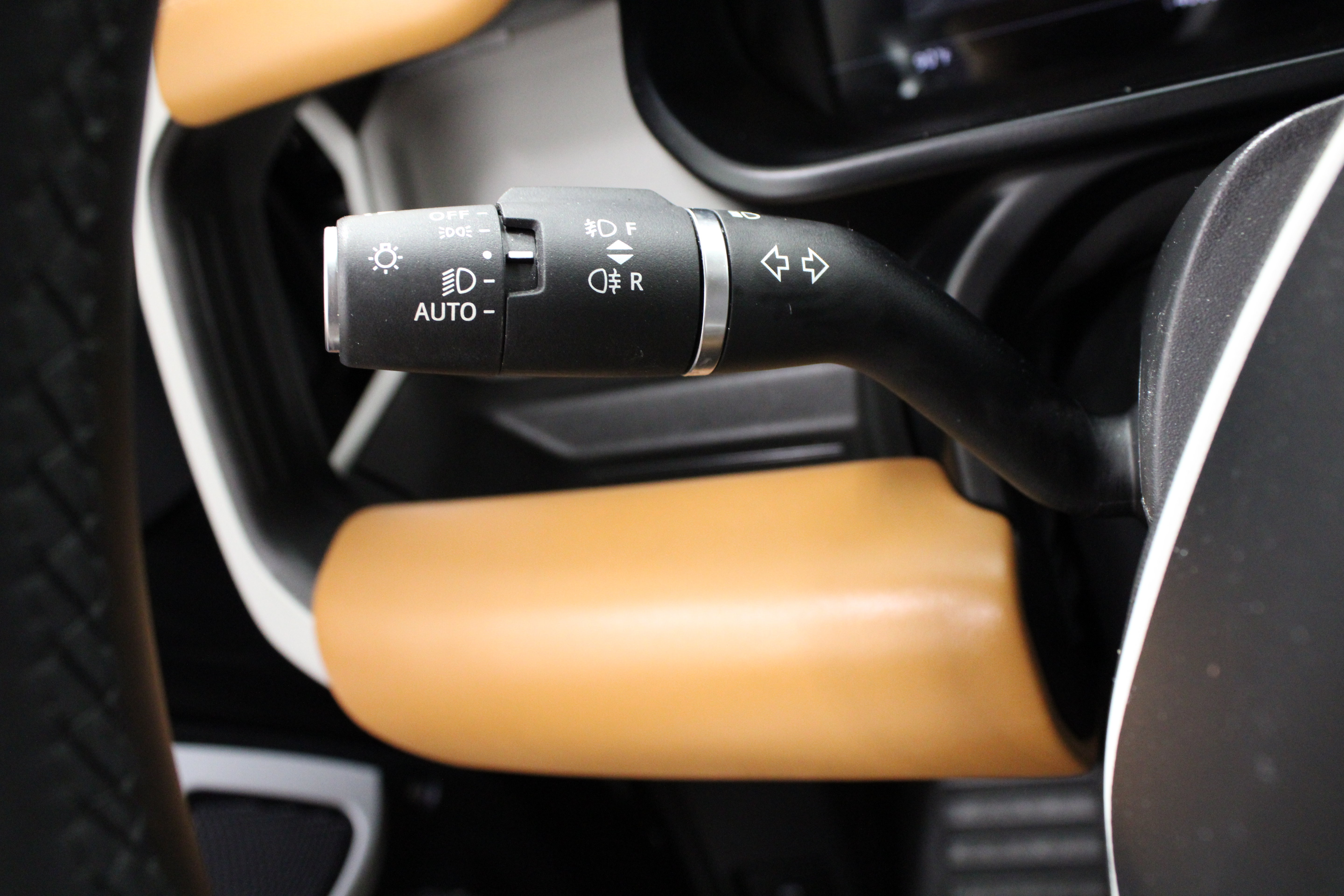 Used 2024 Land Rover Defender 110 S AWD/4WD image 26