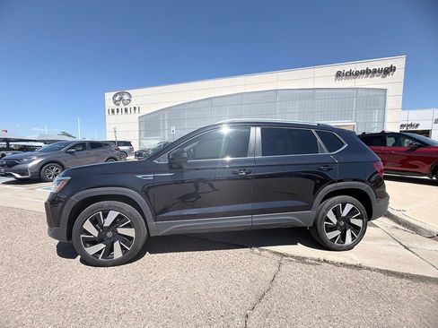 Used 2024 Volkswagen Taos SEL AWD/4WD image 3