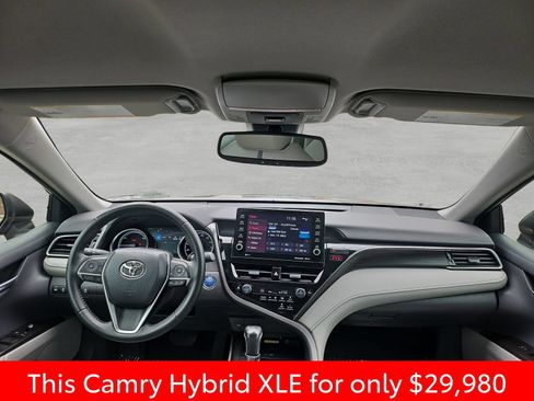 Used 2023 Toyota Camry XLE FWD image 39