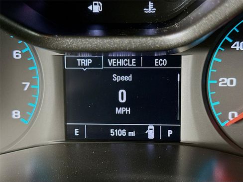 Used 2022 GMC Canyon Elevation RWD image 2