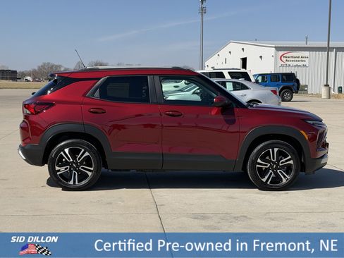 Certified 2025 Chevrolet TrailBlazer LT w/ LT Cold Weather Package image 3