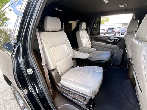 Used 2021 Chevrolet Tahoe Z71 AWD/4WD image 36