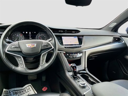 Used 2024 Cadillac XT5 Premium Luxury w/ Technology Package image 25