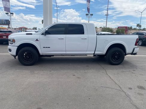 Used 2020 RAM 3500 Laramie w/ Night Edition AWD/4WD image 9