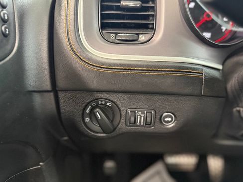 Used 2022 Dodge Charger Scat Pack RWD image 16