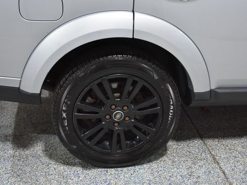 Used 2010 Land Rover LR4 HSE image 17