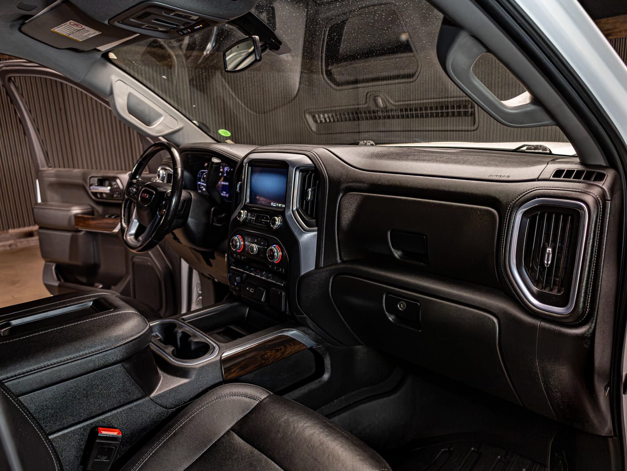 Used 2022 GMC Sierra 2500 SLT w/ SLT Convenience Package AWD/4WD image 15