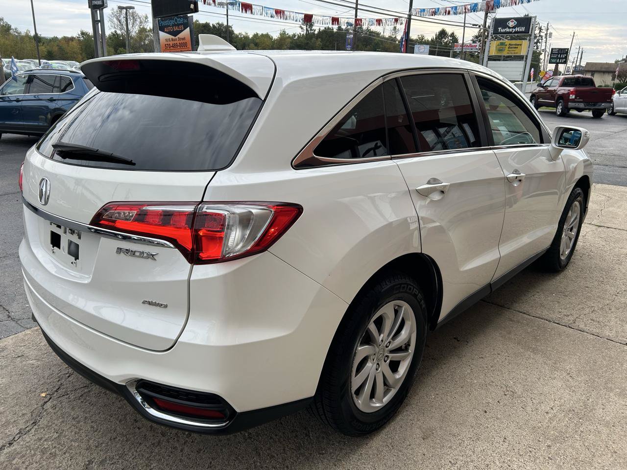 Used 2017 Acura RDX w/ Technology Package AWD/4WD image 6