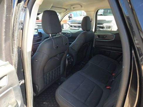 Used 2023 Ford Bronco Sport Badlands image 14