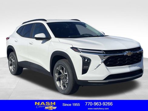 New 2026 Chevrolet Trax LT w/ LT Convenience Package image 1