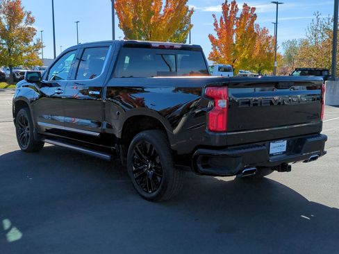 Used 2023 Chevrolet Silverado 1500 High Country w/ High Country Premium Package image 11