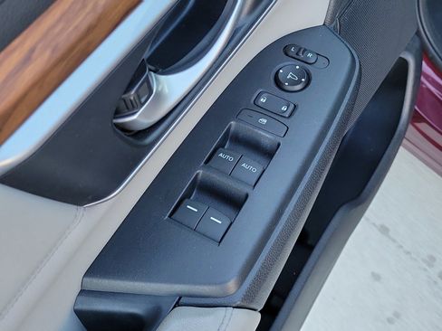 Used 2017 Honda CR-V EX-L image 14