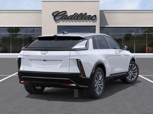 New 2027 Cadillac Lyriq Premium Sport AWD/4WD image 4