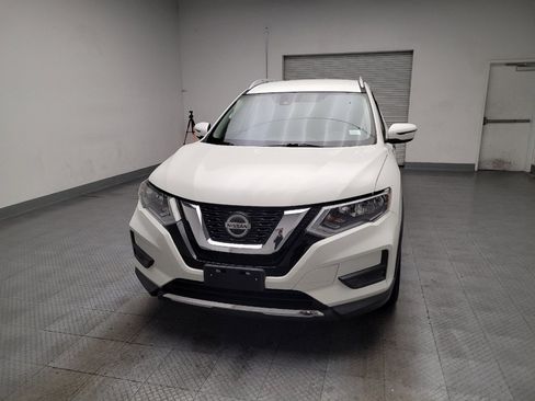 Used 2019 Nissan Rogue SV FWD image 15