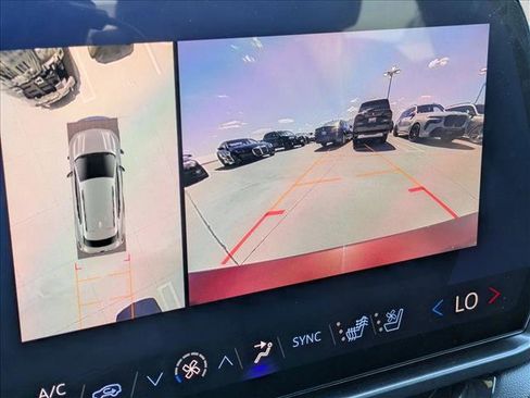 Used 2025 Chevrolet Equinox EV RS w/ Convenience Package II image 14